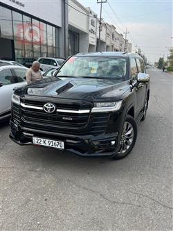 تويوتا لاندكروزر